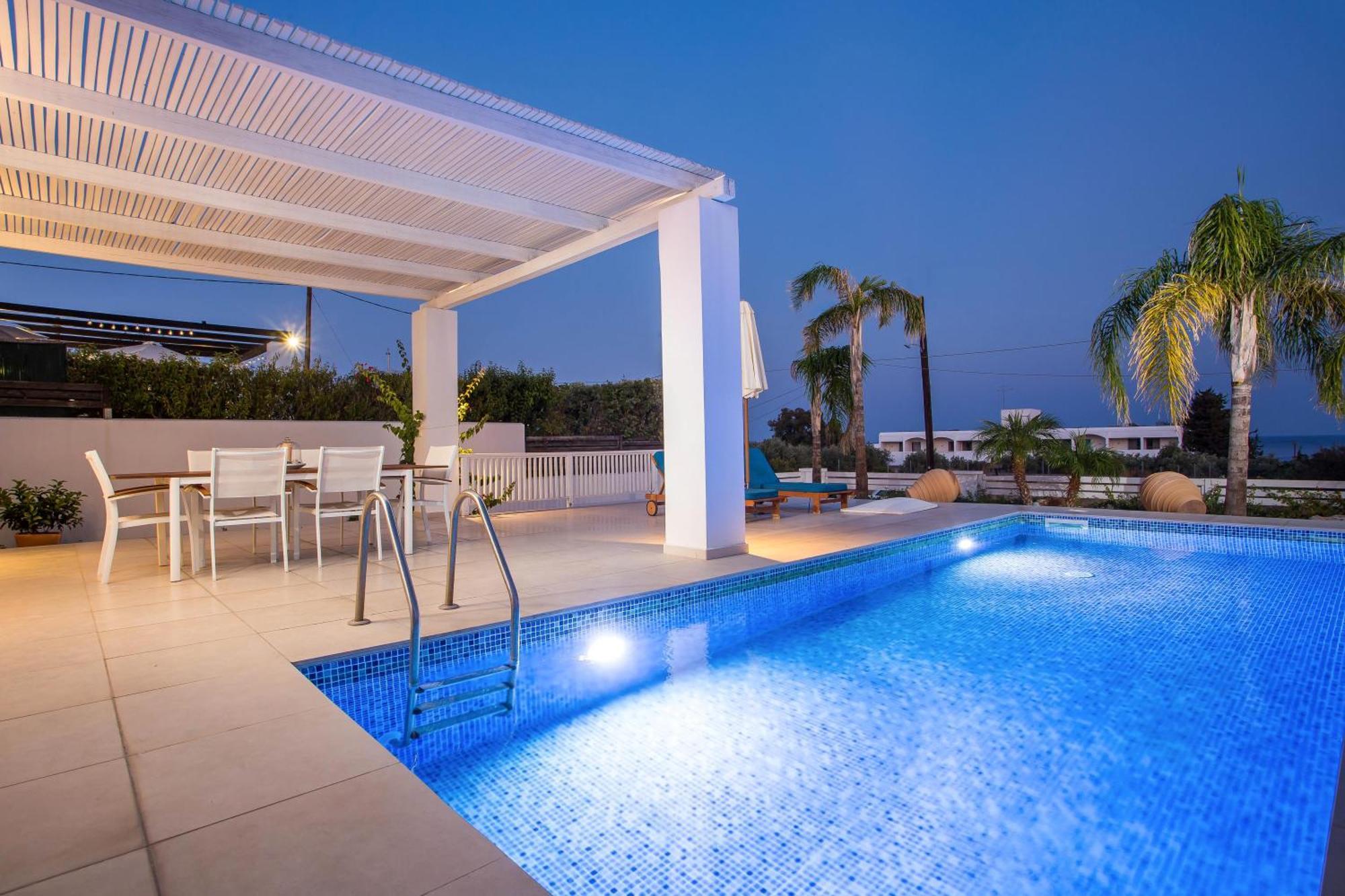 Luxury Mytikas Villa