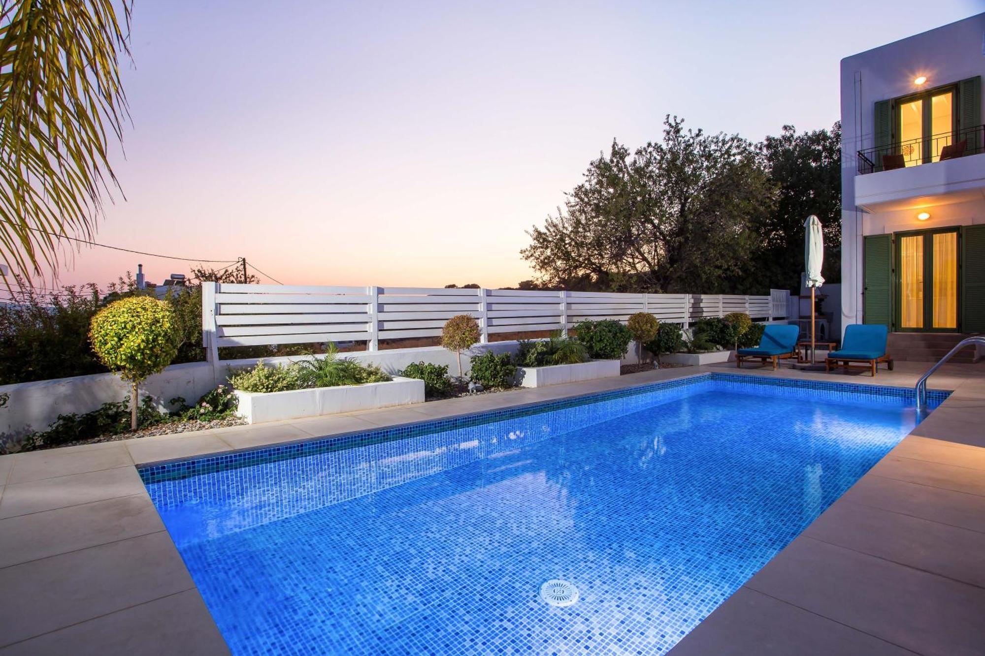 Luxury Mytikas Villa *